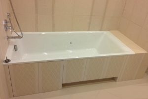 Установка акриловой ванны в Тюмени